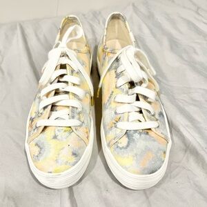 Keds triple kick platform tie dye sneakers, women’s size 8
